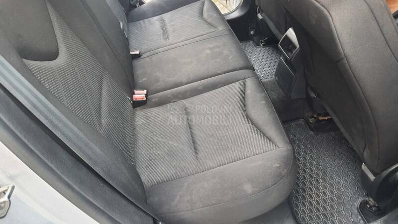 Peugeot 308 1.6HDi Millesim