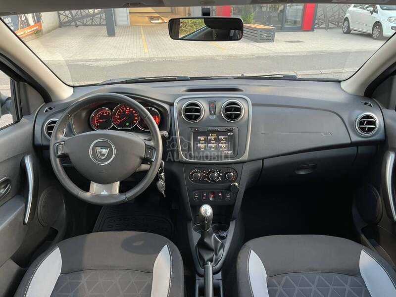 Dacia Stepway 1.0 Švajcarac