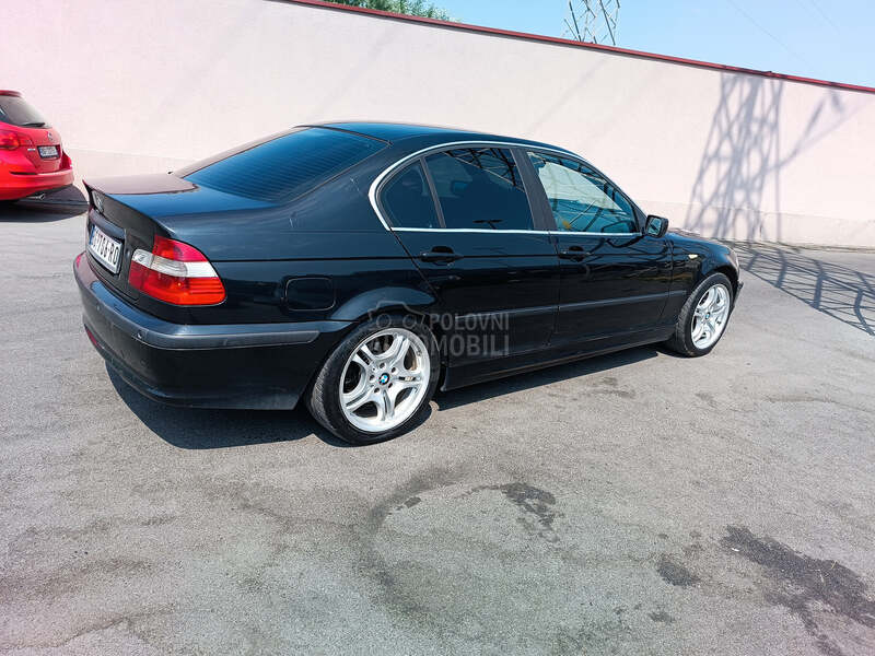 BMW 320 