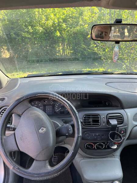 Renault Scenic 1.9