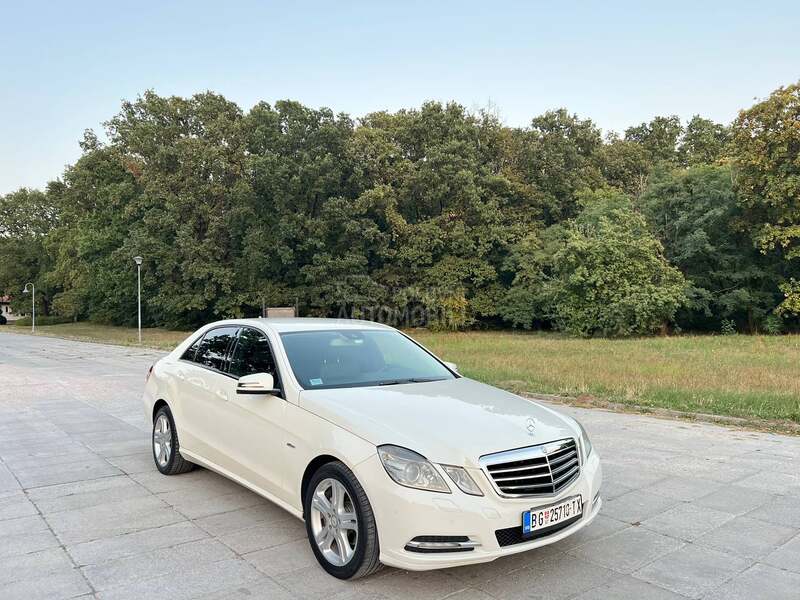 Mercedes Benz E 220 CDI