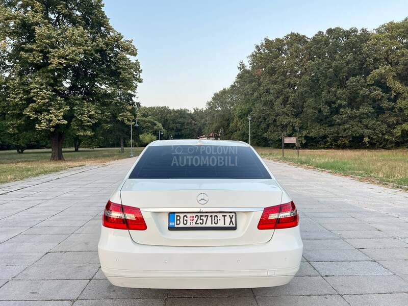 Mercedes Benz E 220 CDI