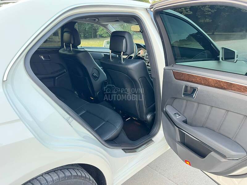 Mercedes Benz E 220 CDI