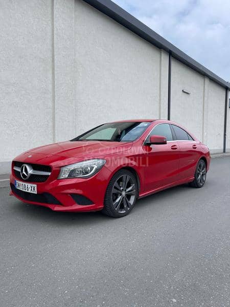 Mercedes Benz CLA 180  Mercedes Benz CLA 180