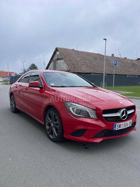 Mercedes Benz CLA 180  Mercedes Benz CLA 180