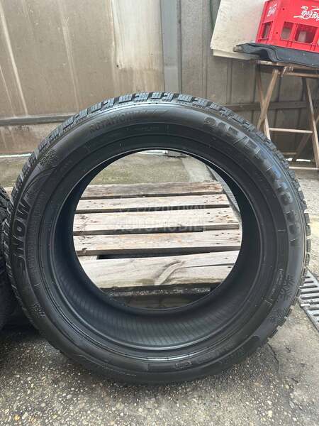 Riken 215/55 R18 Zimska