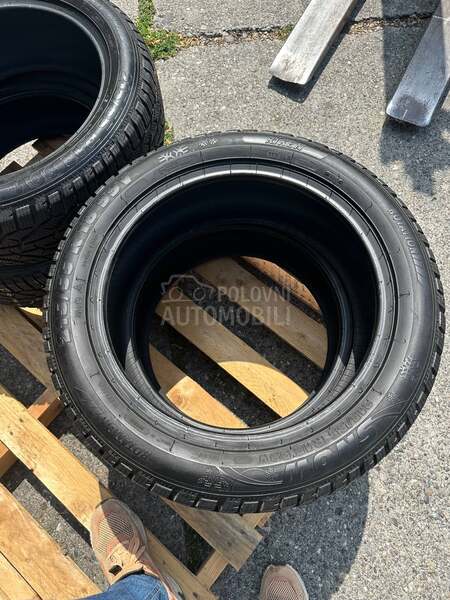 Riken 215/55 R18 Zimska
