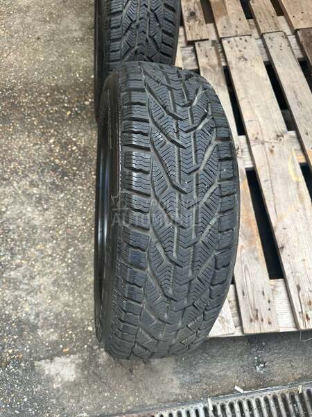 Riken 215/55 R18 Zimska