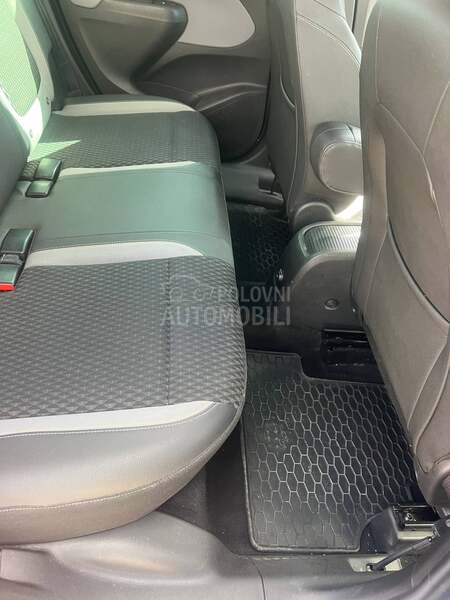 Opel Crossland X  led kamera