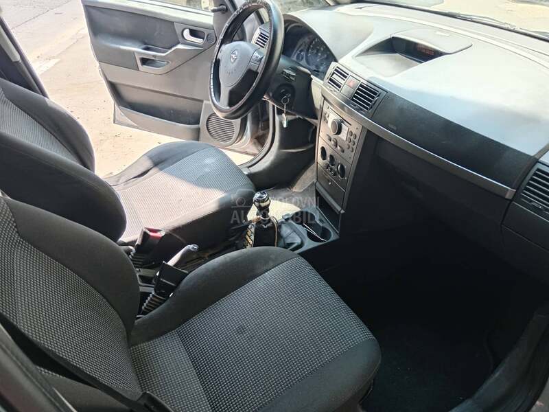 Opel Meriva 