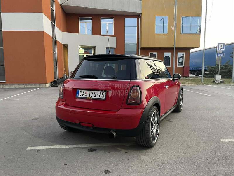 MINI Cooper 1.6