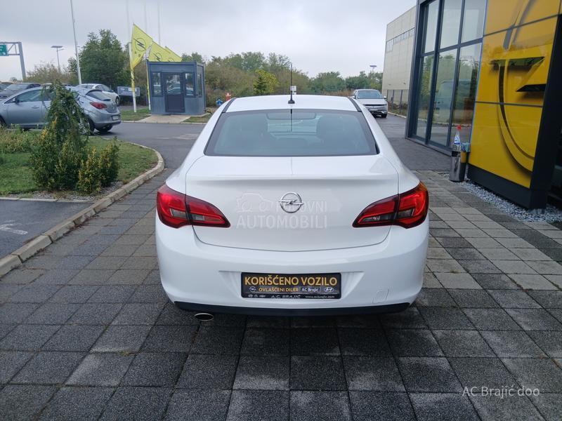 Opel Astra J 1.4 140 HP TNG