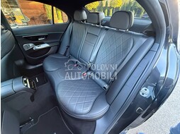 Mercedes Benz E 450 d 4MATIC AMG slika 24