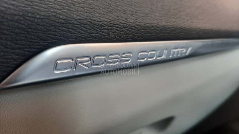 Volvo V40 1.6 D2 CROSS COUNTRY