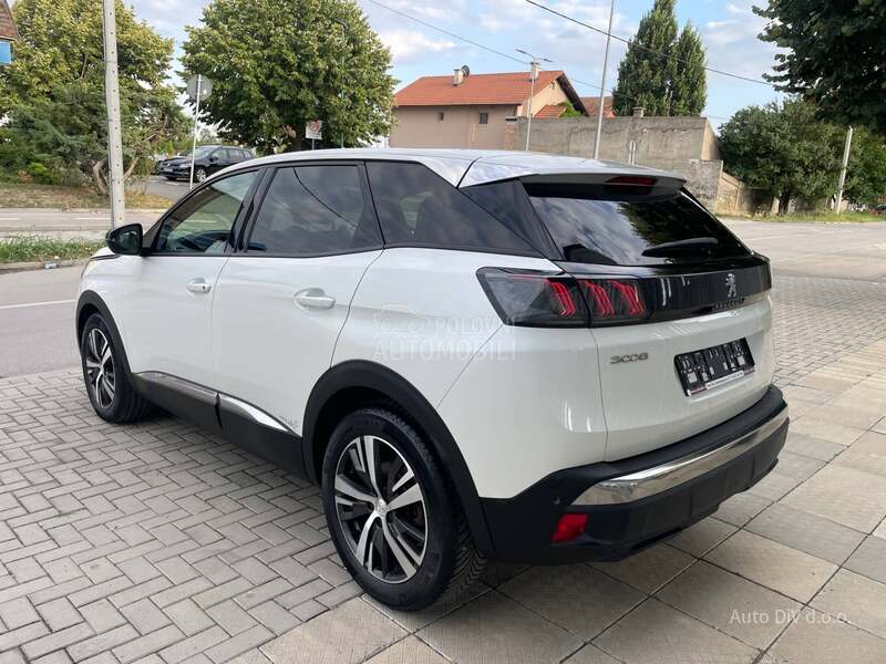 Peugeot 3008 1.5 BlueHDi Allure