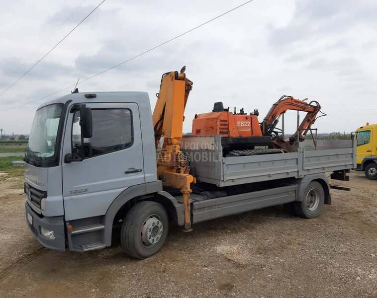 Mercedes Benz Kran