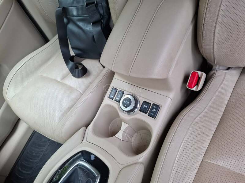 Nissan X-Trail 2.0 dci  TEKNA
