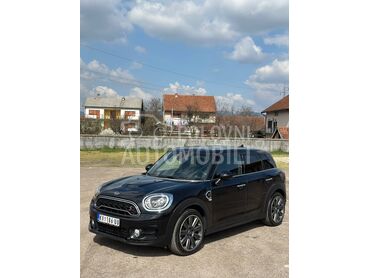 MINI Countryman S ALL4 JCW