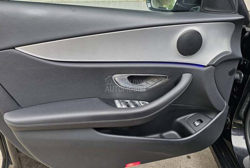 Mercedes Benz E 220 4maticKuplj.ovde
