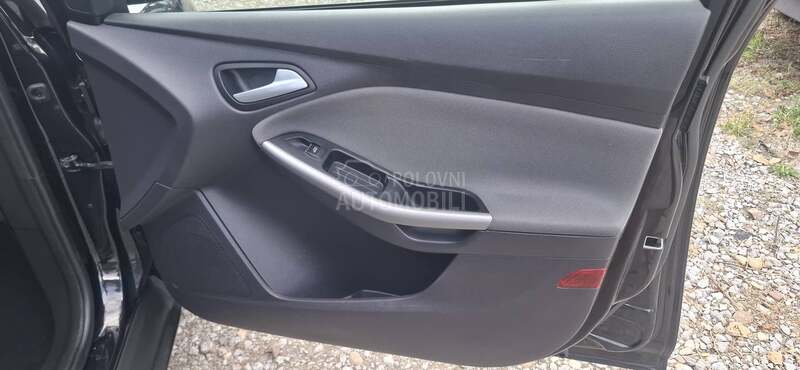 Ford Focus 1.6 A.TMOSVERAC