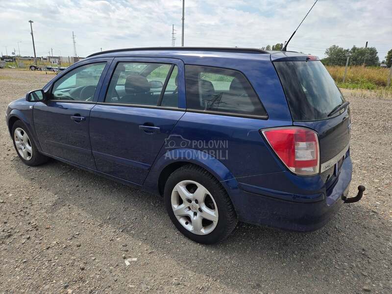 Opel Astra H 1.4B 66/90 NjOY