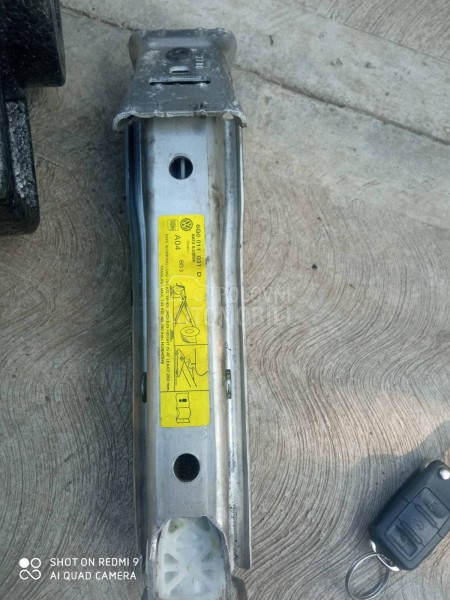 Dizalica kljuc i šlepač