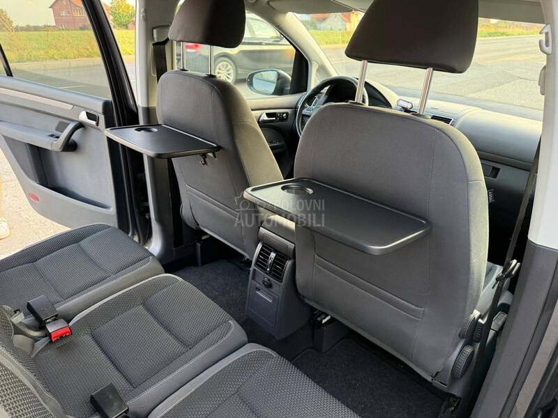 Volkswagen Touran 2.0 tdi