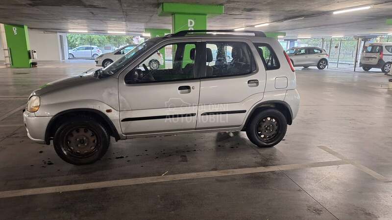 Suzuki Ignis 