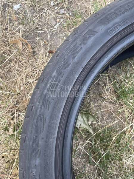 Bridgestone 225/45 R19 Letnja