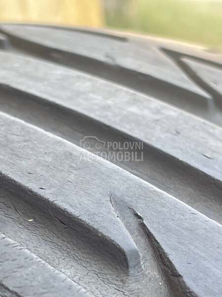 Bridgestone 225/45 R19 Letnja