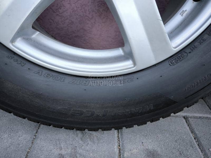 Hankook 235/65 R17 Zimska