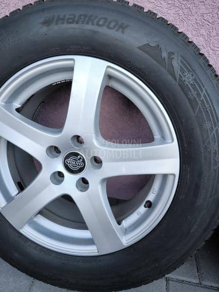 Hankook 235/65 R17 Zimska