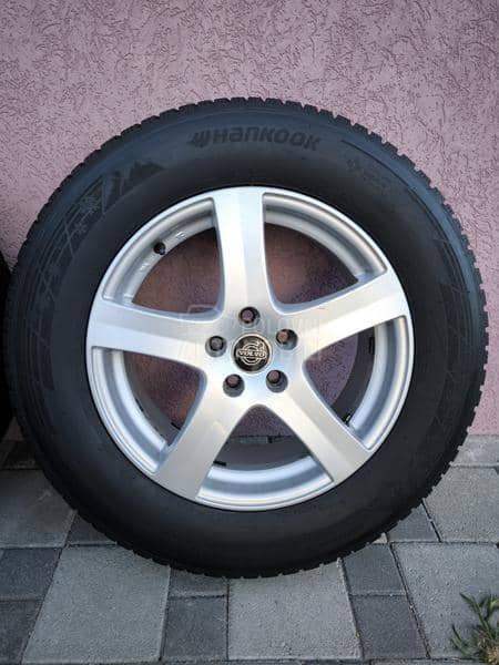 Hankook 235/65 R17 Zimska