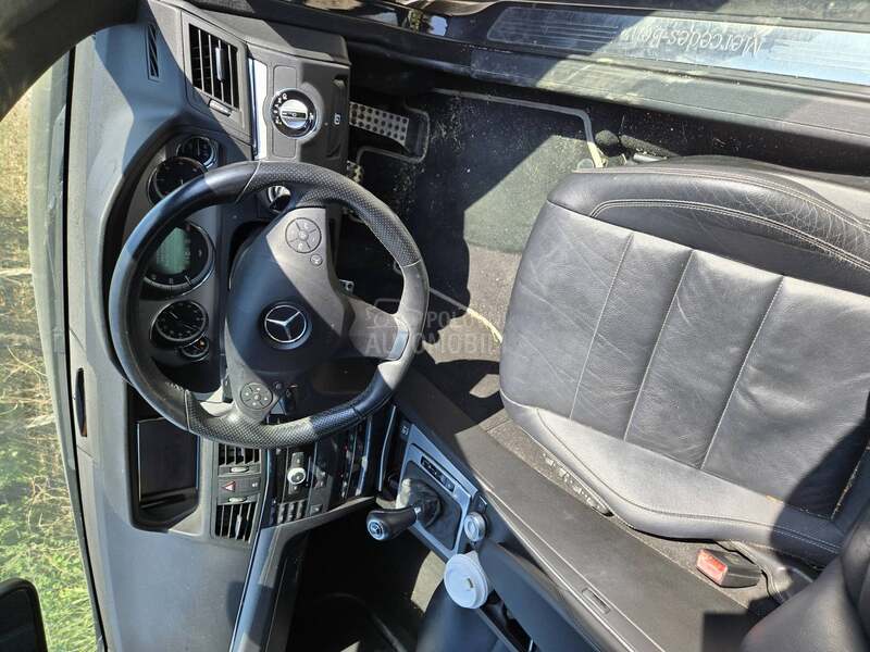 Mercedes Benz E Klasa w207 2010. god. -  kompletan auto u delovima