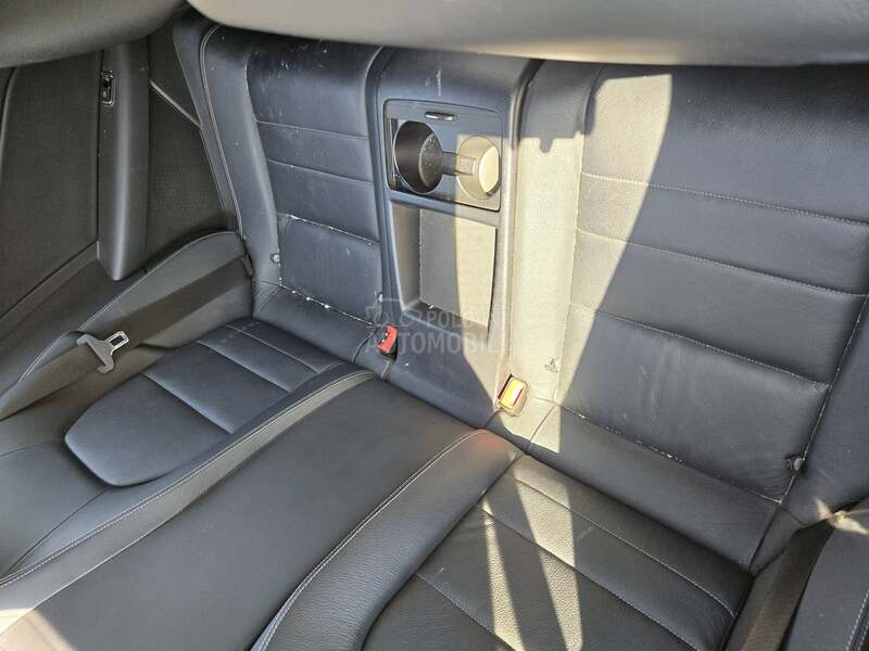 Mercedes Benz E Klasa w207 2010. god. -  kompletan auto u delovima