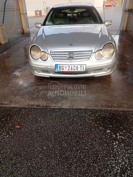 Mercedes Benz C 220 