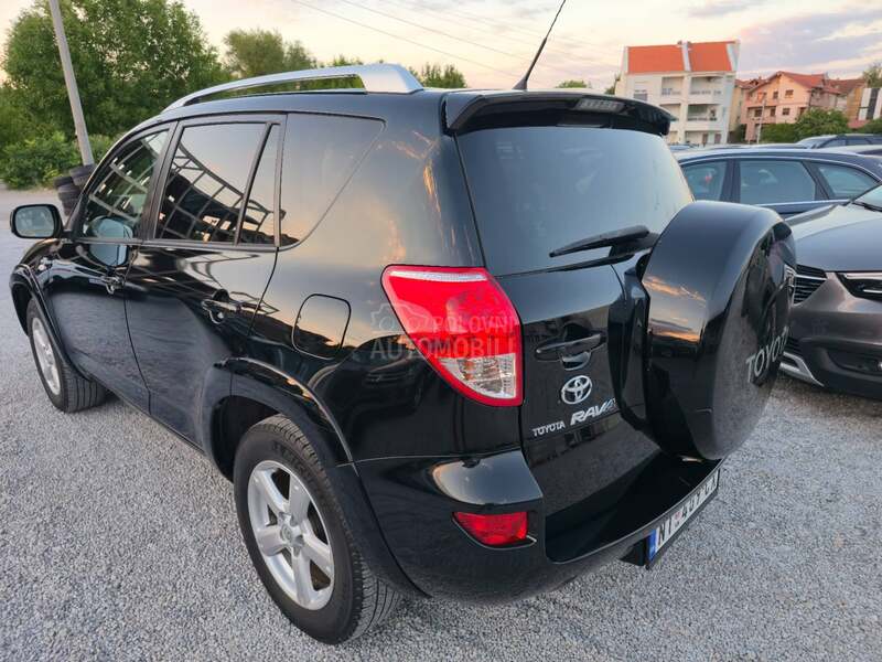 Toyota RAV 4 2.2 D-CAT