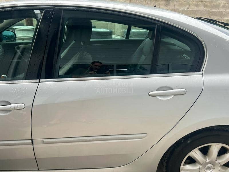 Vrata zadnja leva siva TED69