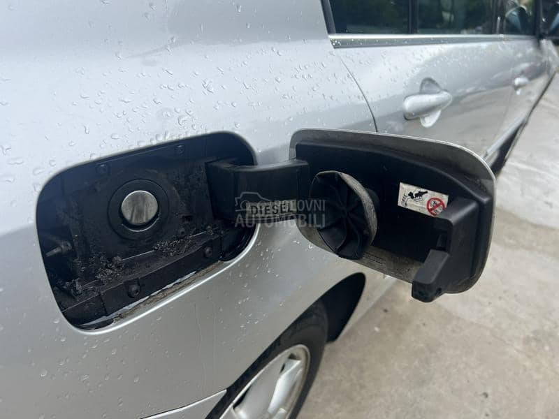 Poklopac rezervoara sivi TED69