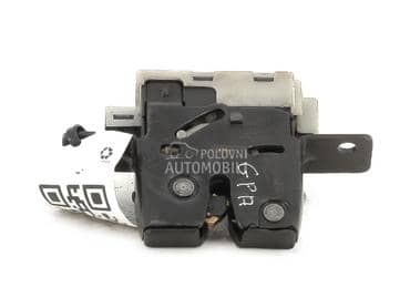 Brava gepek vrata za Renault Megane od 2002. do 2008. god.