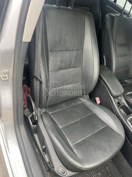 Renault Laguna III 2.0dCi -  kompletan auto u delovima