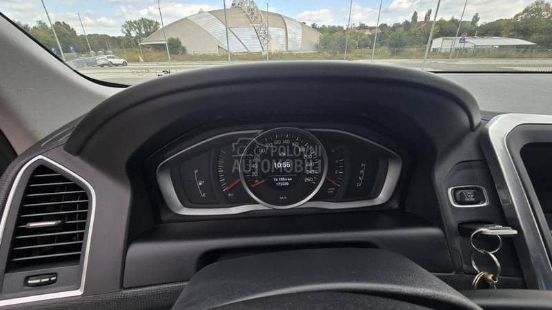 Volvo XC60 d4
