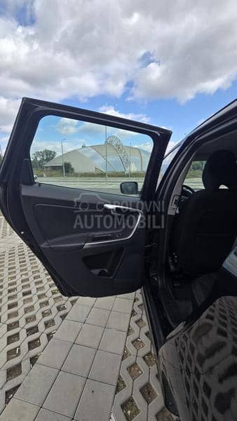 Volvo XC60 d4