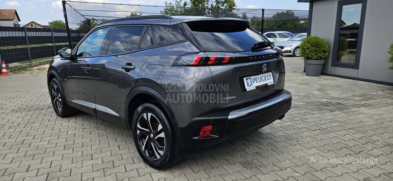 Peugeot 2008 1.2  Allure