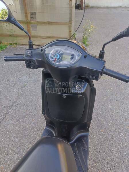 Peugeot Tweet 150 ABS