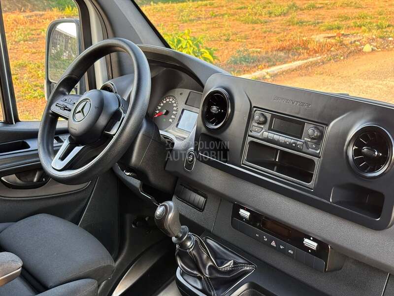 Mercedes Benz Sprinter 2.2 111cdi GALERIJA
