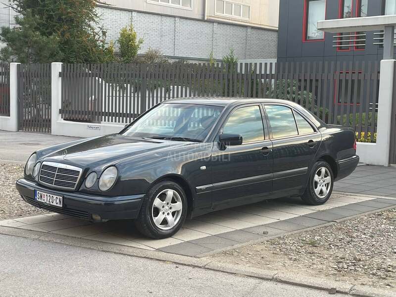 Mercedes Benz E 220 2.0d