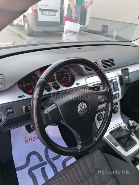 Volkswagen Passat B6 2.0tdi 4x4 TREND CH