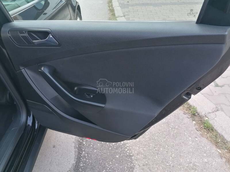 Volkswagen Passat B6 2.0tdi 4x4 TREND CH