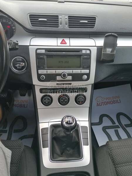 Volkswagen Passat B6 2.0tdi 4x4 TREND CH